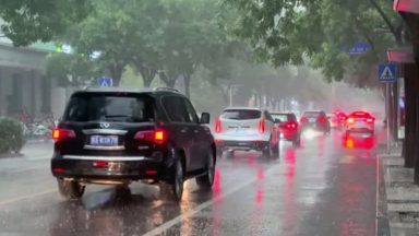 Autoridades chinesas relocam 1,4 milhão após fortes chuvas