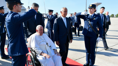Papa despede-se de Lisboa, capital portuguesa que acolheu a JMJ