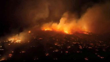 Papa reza por vítimas de incêndios florestais no Havaí