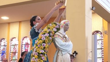 Devotos celebram dia de Nossa Senhora da Salette