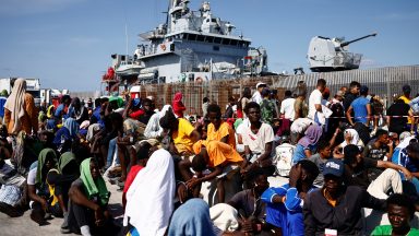 Ilha de Lampedusa tem aumento de desembarque de migrantes