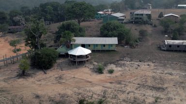 Estiagem deixa rios da Bacia Amazônica no menor índice