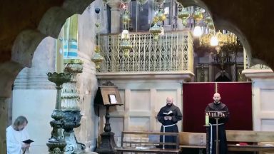 Sinos tocam na Basílica do Santo Sepulcro e chamam para jejum e oração