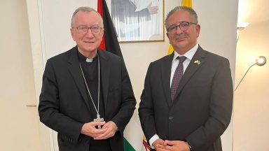 Cardeal Parolin visita a Embaixada da Palestina junto à Santa Sé