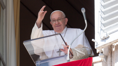 Papa exorta fiéis a, diante de Deus, serem sinceros sobre seus problemas