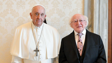 Papa Francisco recebe presidente da Irlanda em audiência