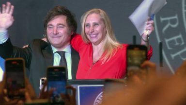 Conservador Javier Milei é eleito novo presidente da Argentina