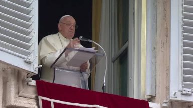 Papa: continuemos a rezar pelas populações que sofrem devido à guerra