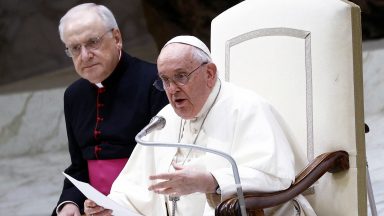 Papa participa de encerramento de encontro promovido pelo Charis