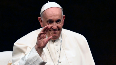 Papa aos jovens: medo e preocupações não devem sufocar a esperança