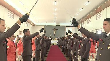 Cerimônia consagra Bombeiros de Brasília a Nossa Senhora Aparecida