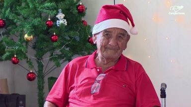 Pedidos de Natal são entregues a idosos do Lar São Vicente de Paulo