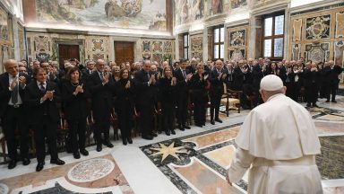 Aos prefeitos italianos, Papa fala sobre ordem pública e migrações