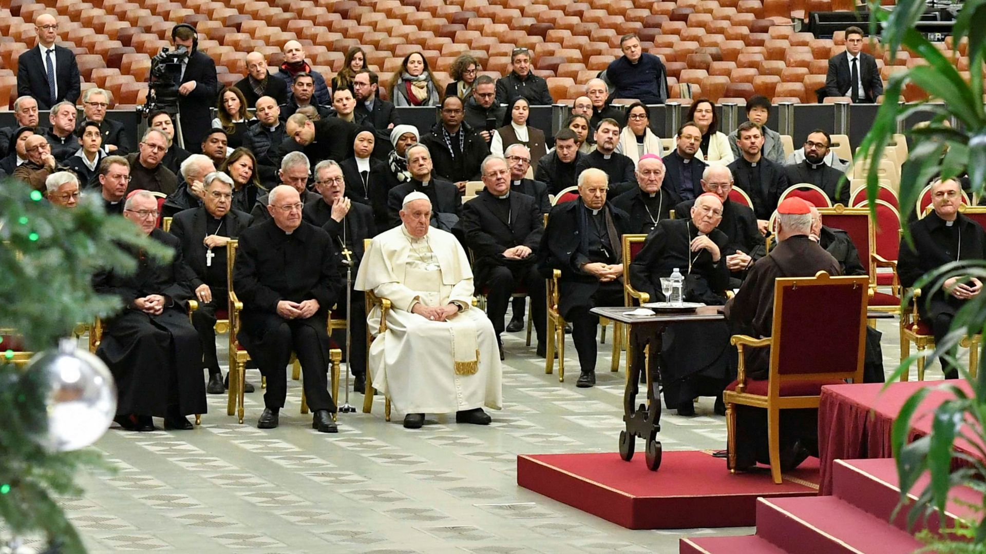 Procurava ver quem é Jesus - Pontifícia Faculdade de Teologia