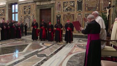Papa se encontra com membros do Departamento para a Doutrina da Fé