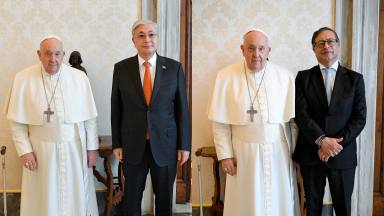 Papa recebe presidentes do Cazaquistão e da Colômbia no Vaticano