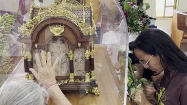 Relíquias de Santa Teresinha do Menino Jesus visitam o Brasil