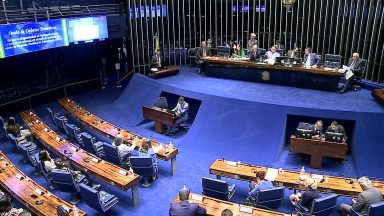 Senado realiza debate sobre vacina obrigatória da Covid em crianças