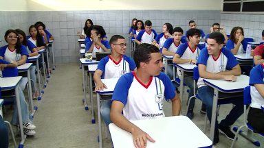 Estudantes da rede pública em Sergipe iniciam ano letivo
