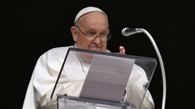 Papa: Quaresma é tempo de “permanecer em silêncio e entrar em oração”