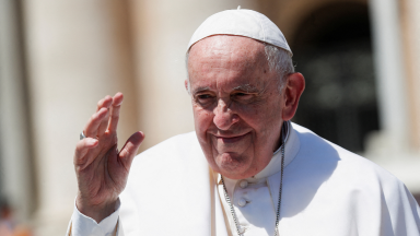 Papa: gratuidade é imitar o modo de Jesus se doar, sempre e totalmente