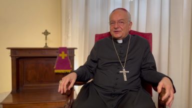 Cardeal Mauro Piacenza fala sobre conversão e orientação