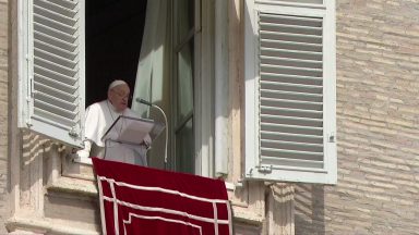 Papa alerta para o risco de se ter uma relação “comercial” com Deus