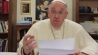 Papa expressa proximidade a Rosário, assolada pelo narcotráfico