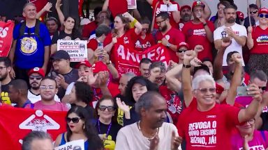 Encontro entre governo e grevistas termina sem acordo