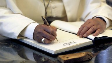 Papa autoriza três decretos e aprova canonização da Beata Elena Guerra