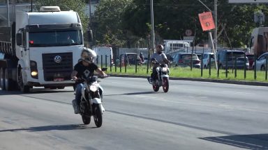 Número de veículos aumenta e acidentes com motos crescem no Brasil