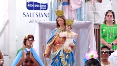 Nossa Senhora Auxiliadora ganha momento especial em escola salesiana