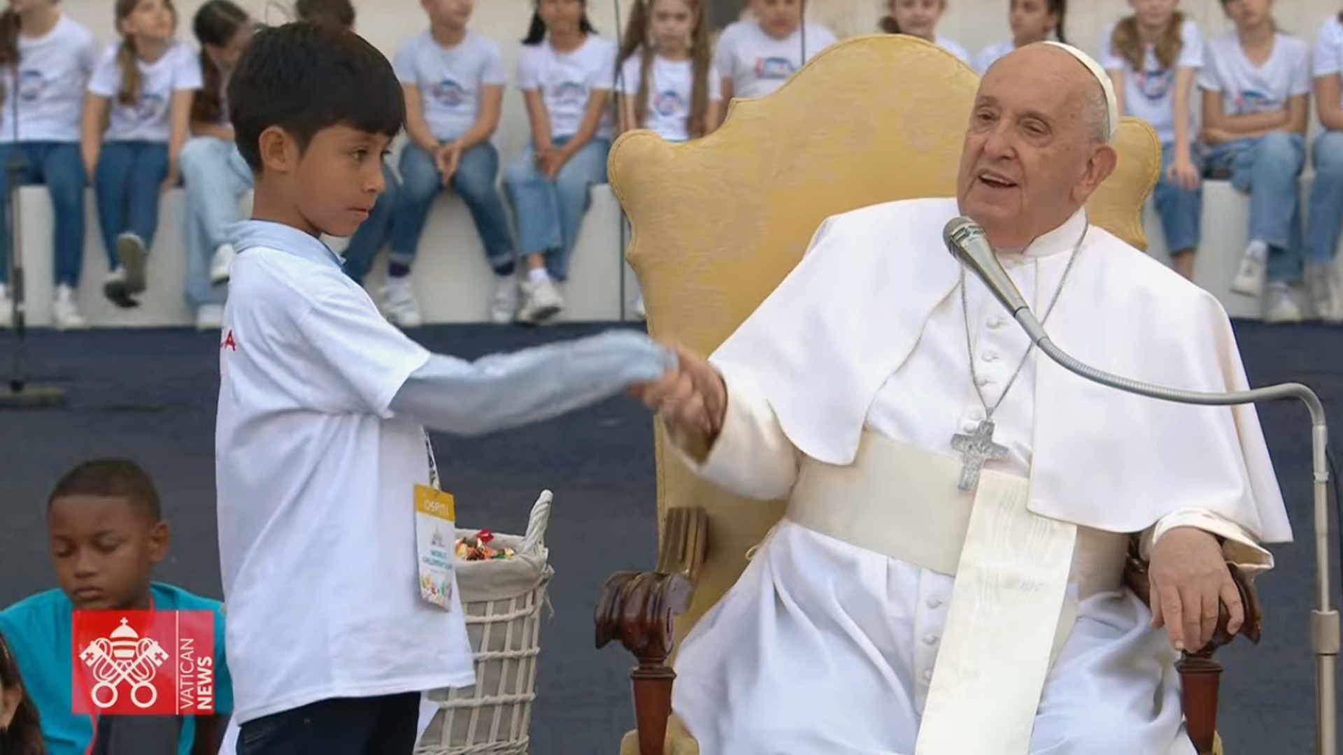 Papa Francisco durante a I Jornada Mundial das Crianças (JMC), Estádio Olímpico de Roma