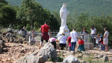 Cardeal Fernández: novas normas ajudarão a decidir caso Medjugorje