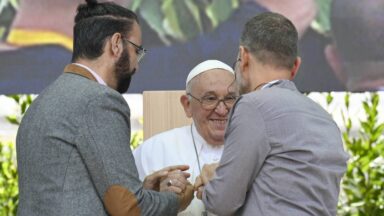 Encontro Arena da paz: Papa dialoga sobre caminhos geradores da paz