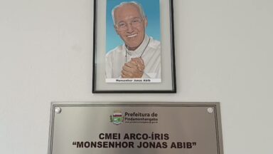 Monsenhor Jonas Abib é homenageado na cidade de Pindamonhangaba