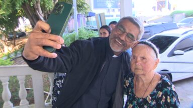 Idosa de 94 anos realiza sonho de conhecer a Canção Nova