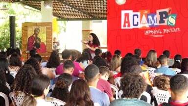 Comunidade Shalom promove acampamento de férias diferente