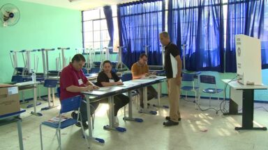 Eleitores de Belo Horizonte vão decidir se mudam a bandeira da cidade