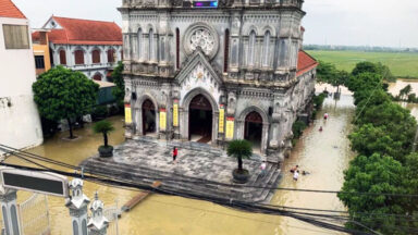 Igreja Católica no Vietnã mobiliza apoio para áreas atingidas pelo tufão