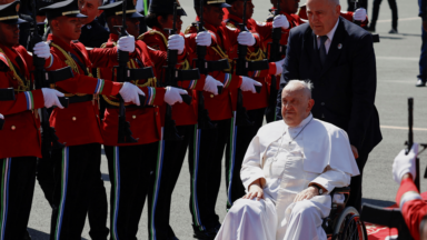 Papa chega a Timor-Leste, terceira etapa de sua viagem apostólica