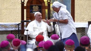 Evangelizar com paciência e sem deixar-se desencorajar, exorta Papa