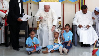 Papa: “Deixar-nos cuidar por Deus e não pelas muitas ideias e projetos”