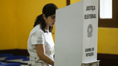 “A eleição segue com muita tranquilidade”, garante presidente do TSE