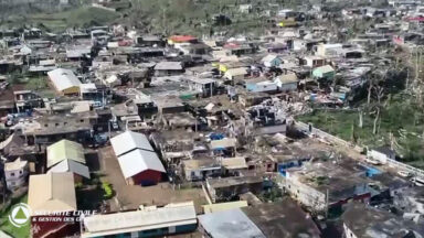 Ciclone em arquipélogo francês deixa rastro de destruição