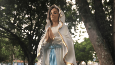 Igreja celebra Nossa Senhora de Lourdes, padroeira dos enfermos