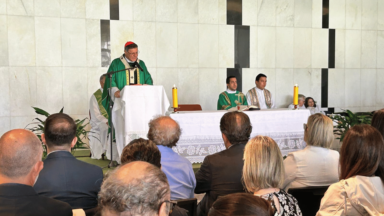 Cardeal frisa formação de consciência em Missa a parlamentares católicos