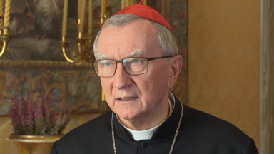 Especulações sobre renúncia de Francisco são inúteis, expressa Parolin