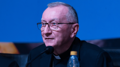 Amar e proteger as crianças é um imperativo, destaca Cardeal Parolin