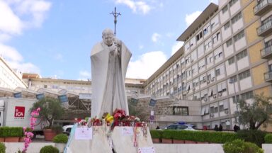 Papa Francisco clama pelo fim das guerras no mundo